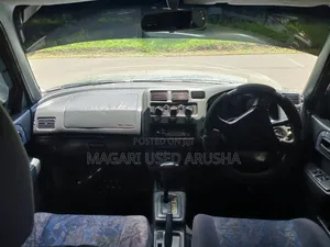 Toyota RAV4 1999 Silver