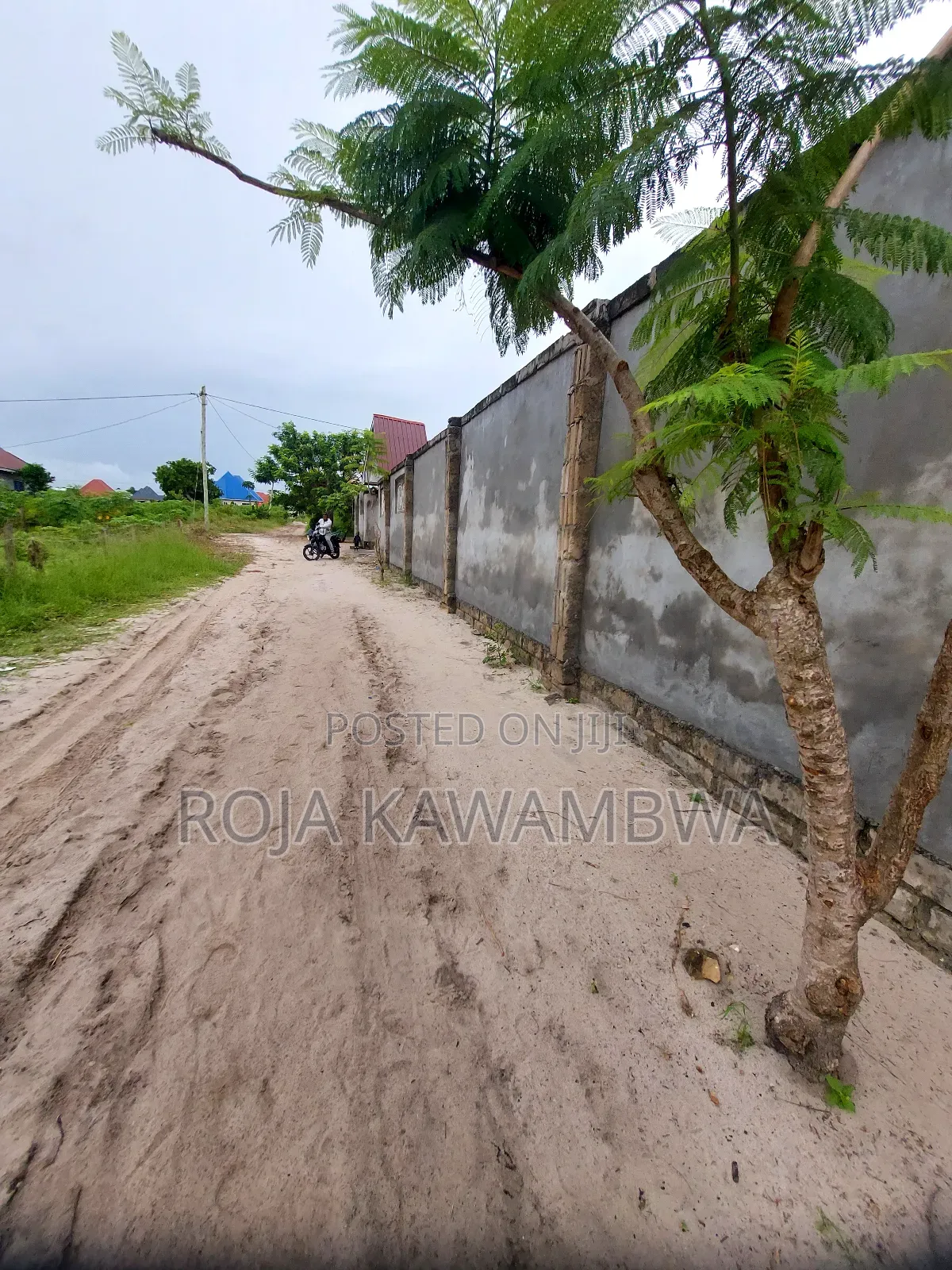 6bdrm Room & Parlour in Kamegere, Vikindu for rent