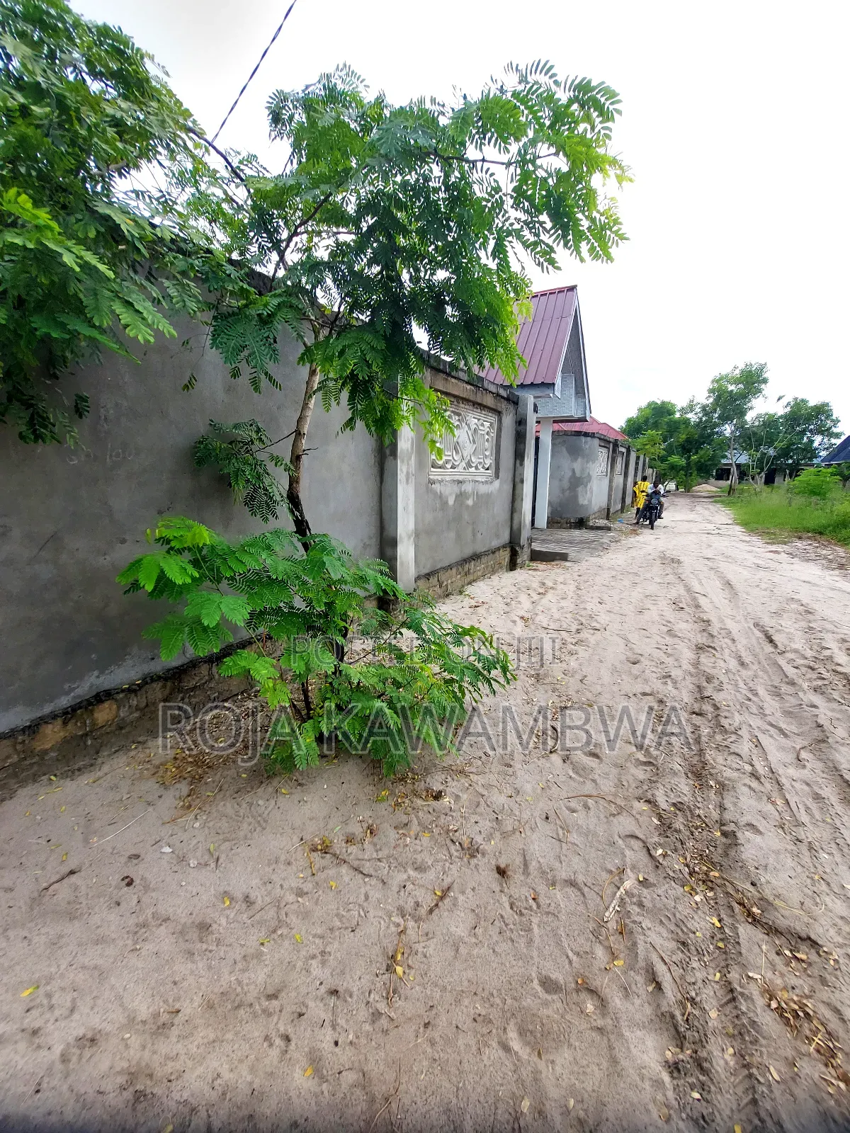 6bdrm Room & Parlour in Kamegere, Vikindu for rent