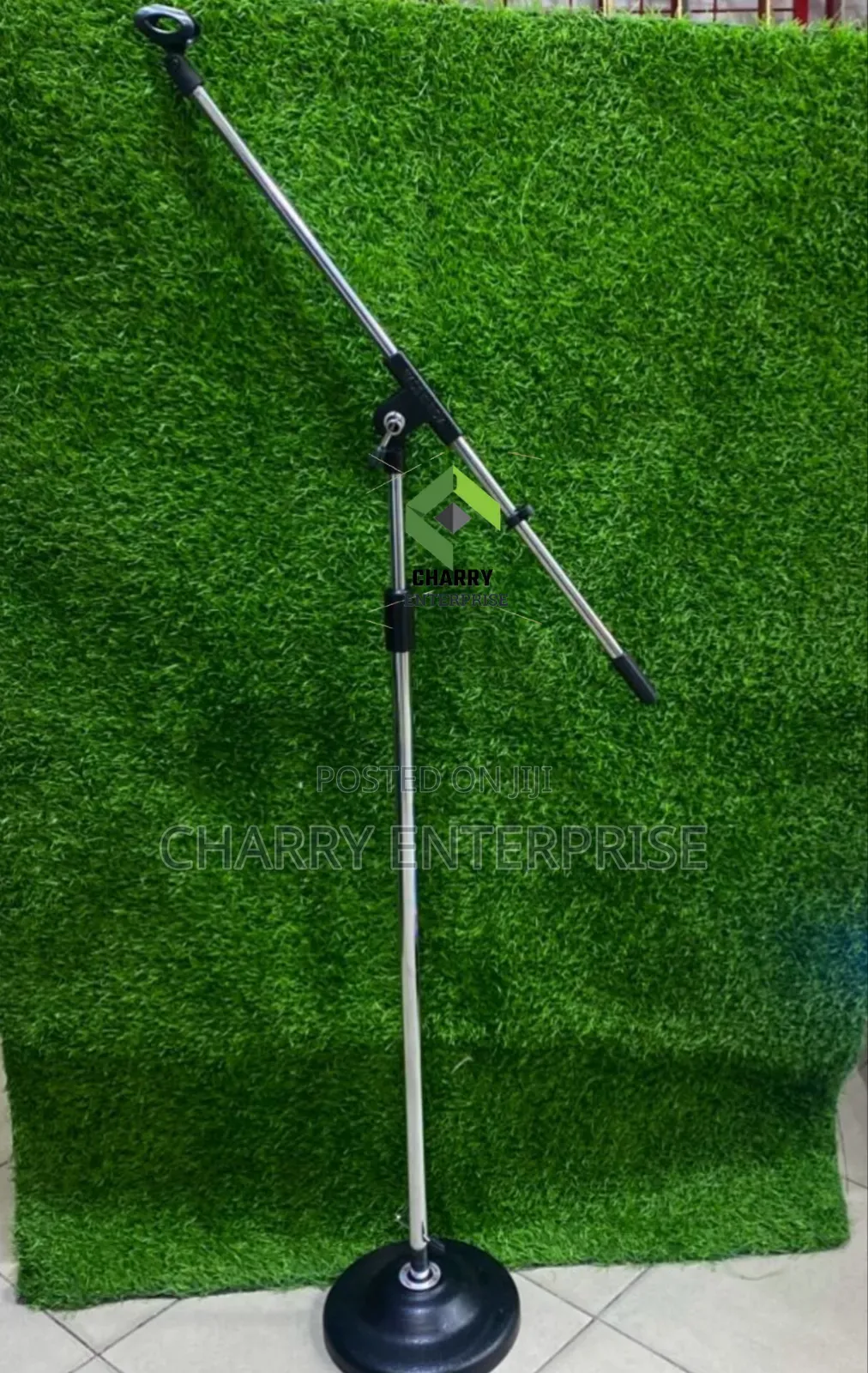 Adjustable Floor Heavy Microphone Mic Stand Ya Chuma