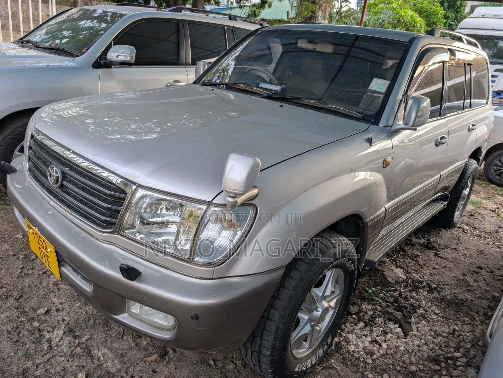 Toyota Land Cruiser 2002 Silver
