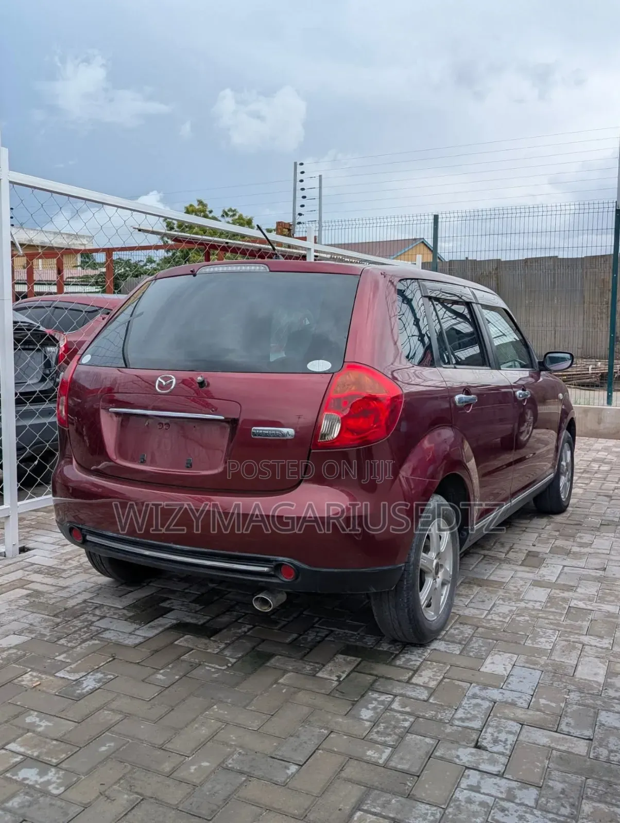 Mazda Verisa 2011 Maroon