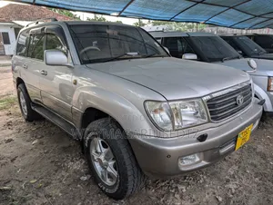 Toyota Land Cruiser 2002 Beige