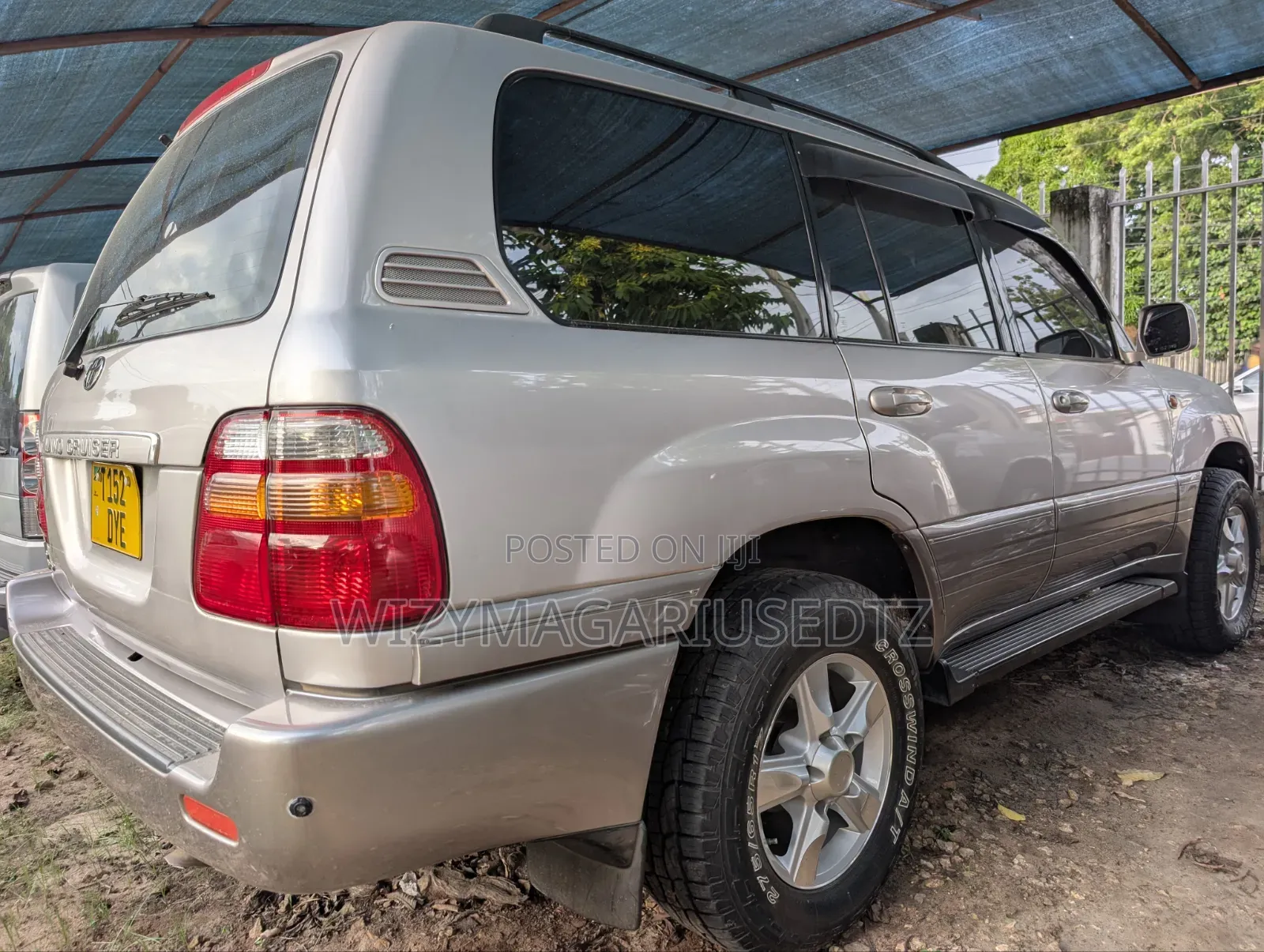 Toyota Land Cruiser 2002 Beige