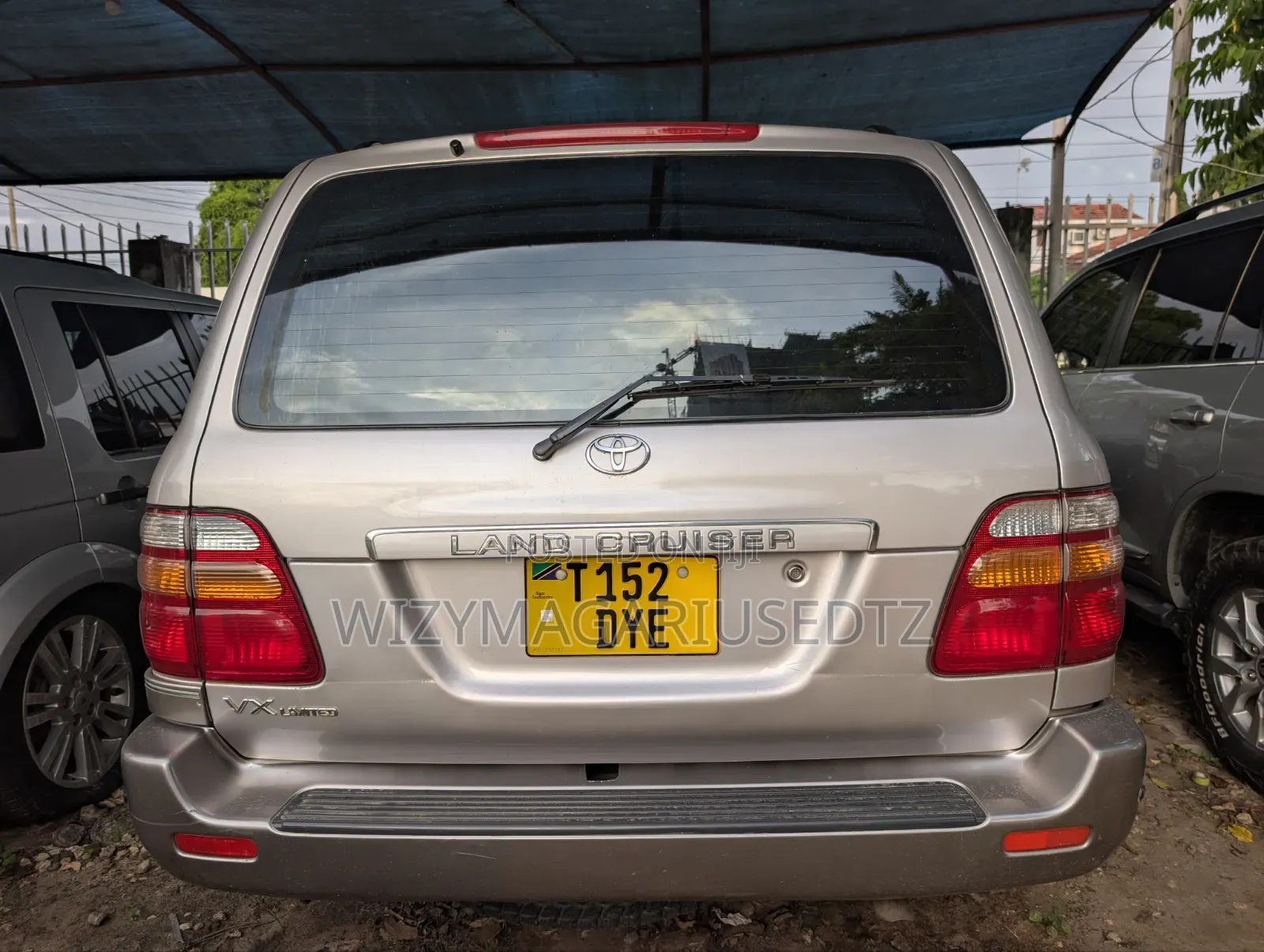 Toyota Land Cruiser 2002 Beige
