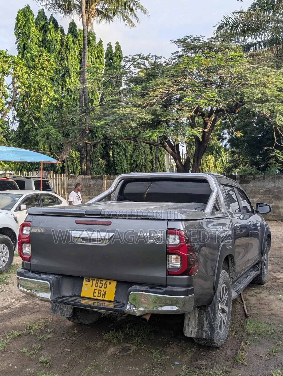 Toyota Hilux Revo Double Cab Deisel 2.8 AWD 2017 Gray