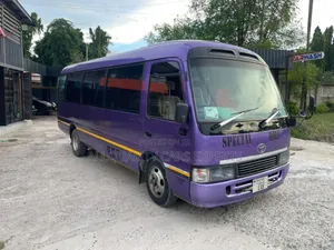 Toyota Coaster 2000