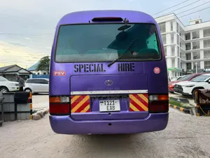 Toyota Coaster 2000