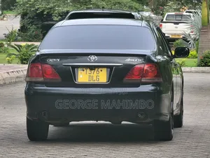 Toyota Crown 2004 Black