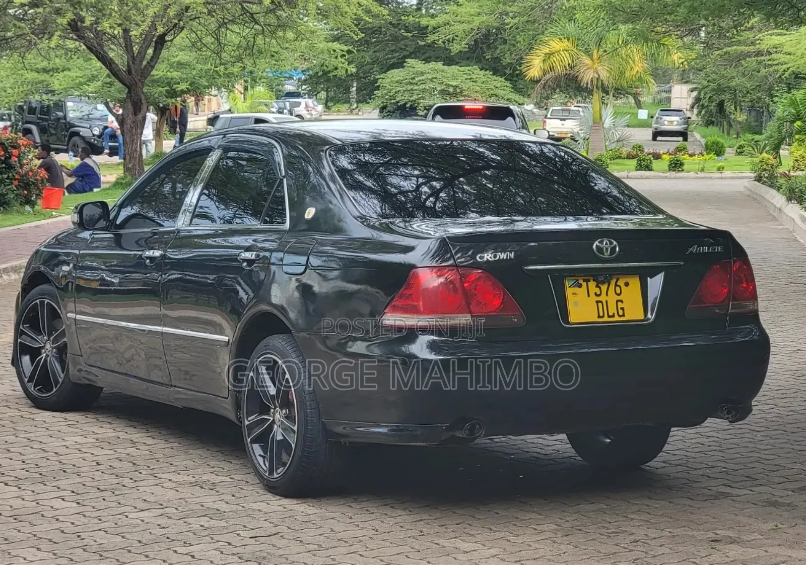 Toyota Crown 2004 Black