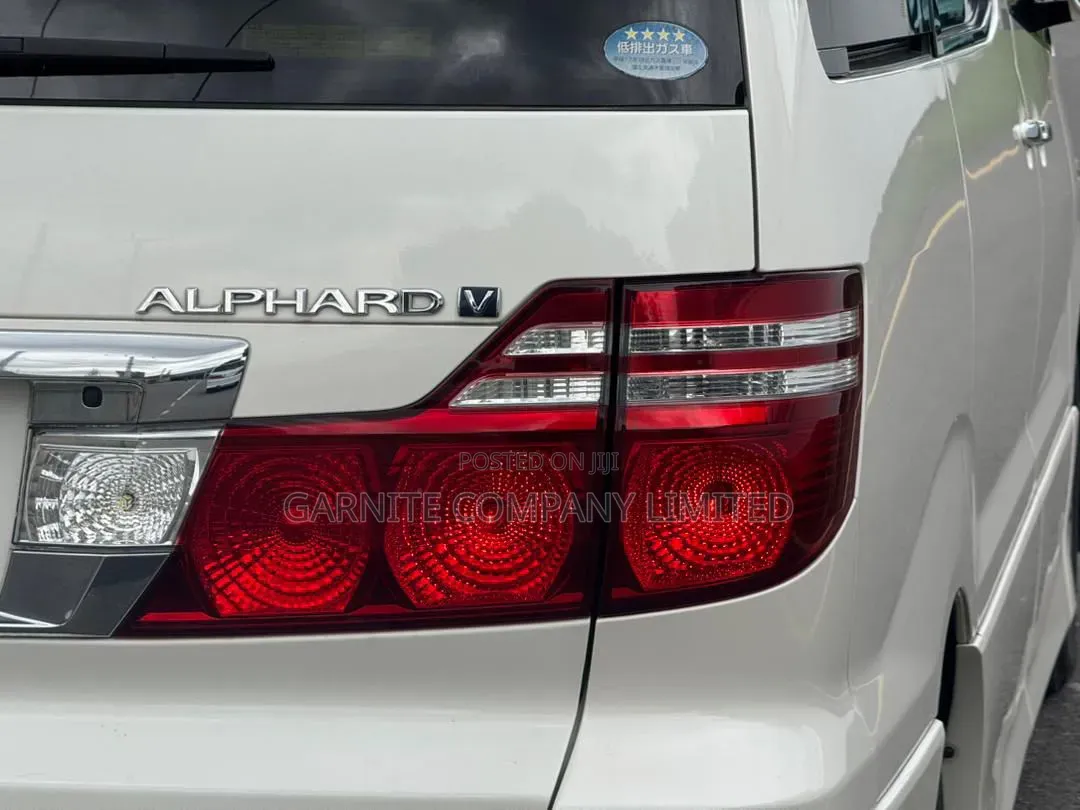 Toyota Alphard 2006 White
