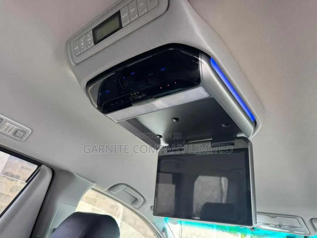 Toyota Alphard 2006 White