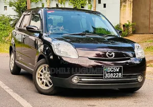 Mazda Verisa 2004 Black