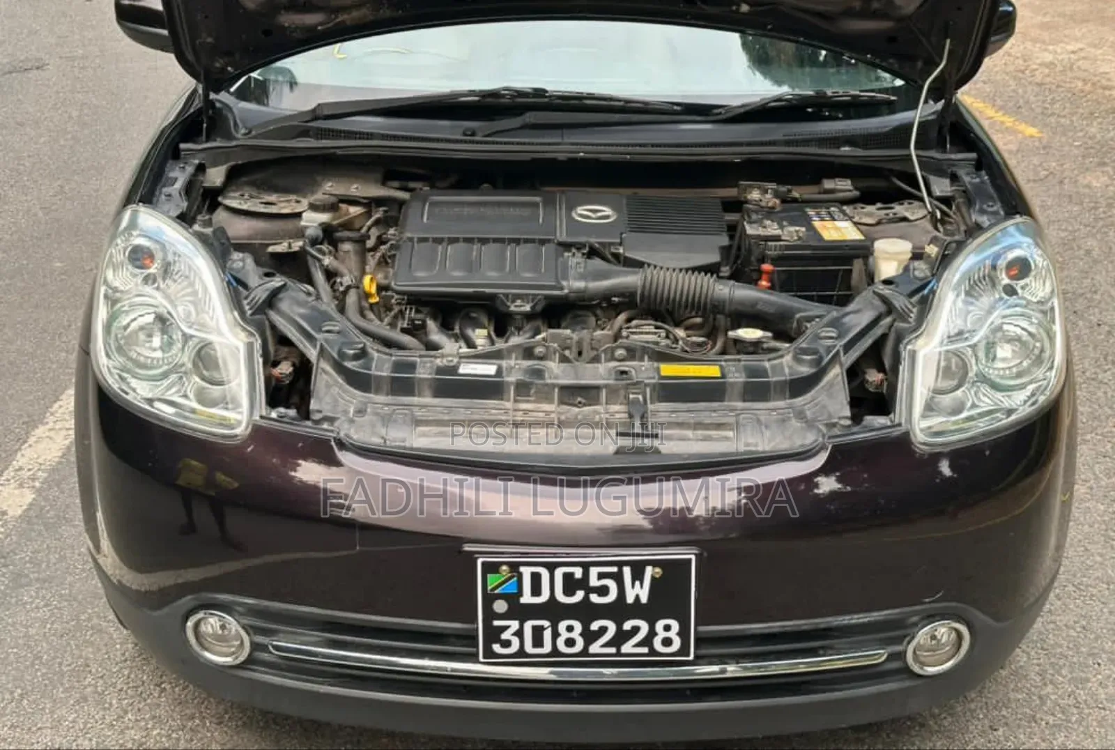 Mazda Verisa 2004 Black