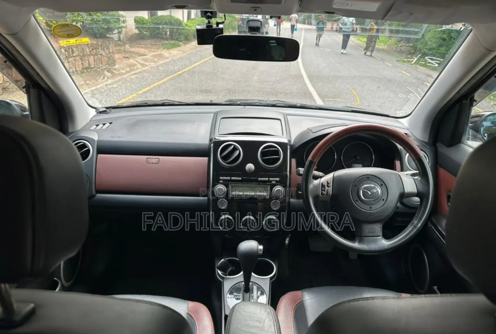 Mazda Verisa 2004 Black