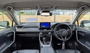 Toyota RAV4 Hybrid 2022 White