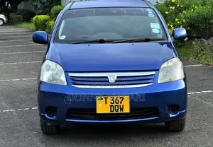 Toyota Raum 1.5 AWD 2004 Blue