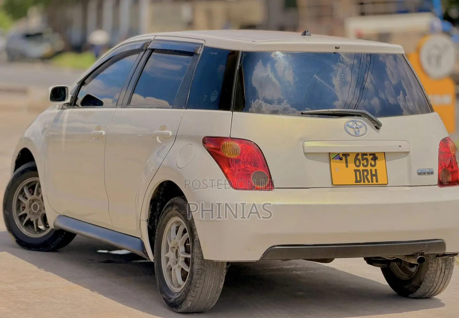 Toyota IST 2004 White