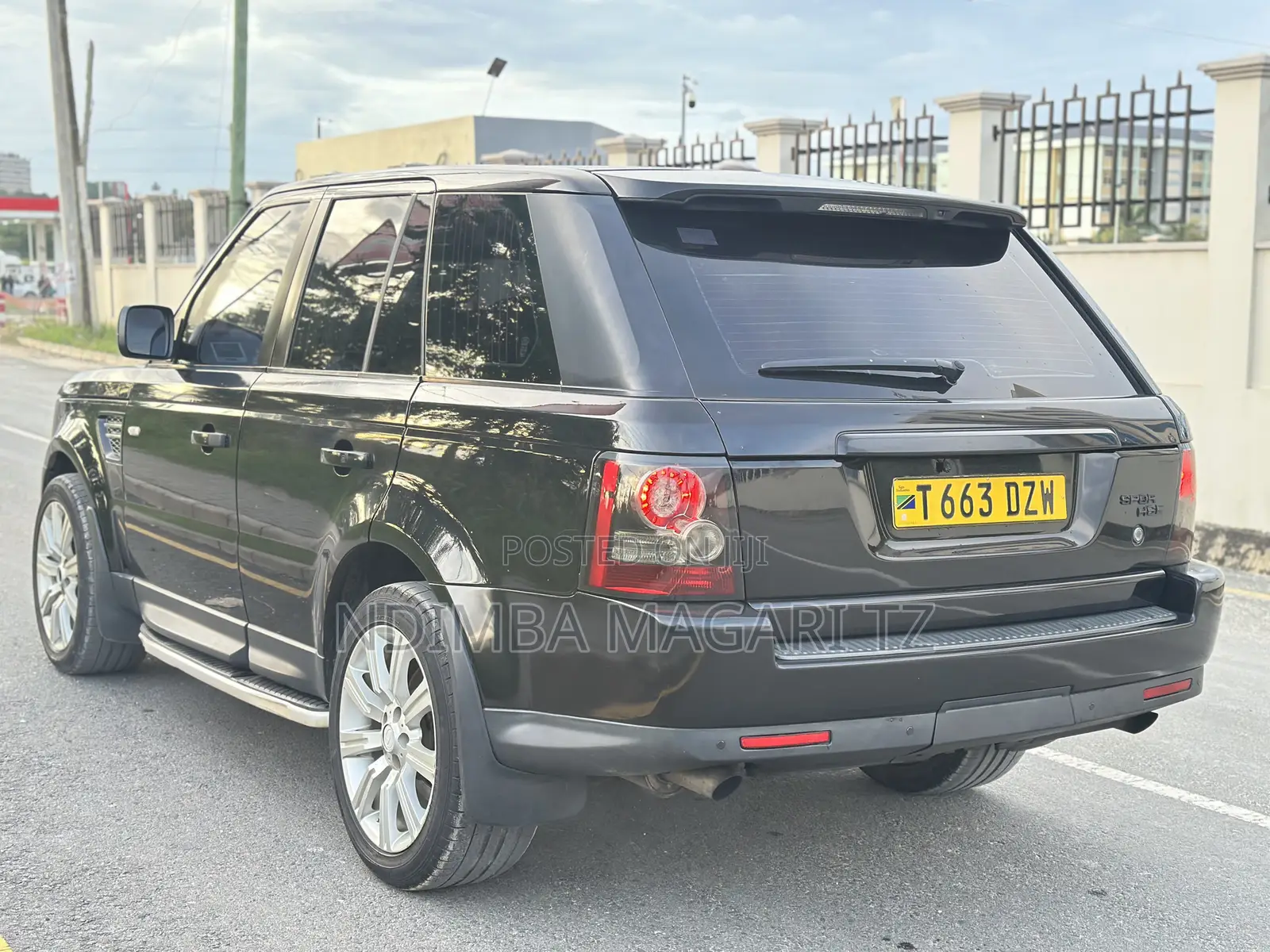 Land Rover Range Rover Sport 2011 Black