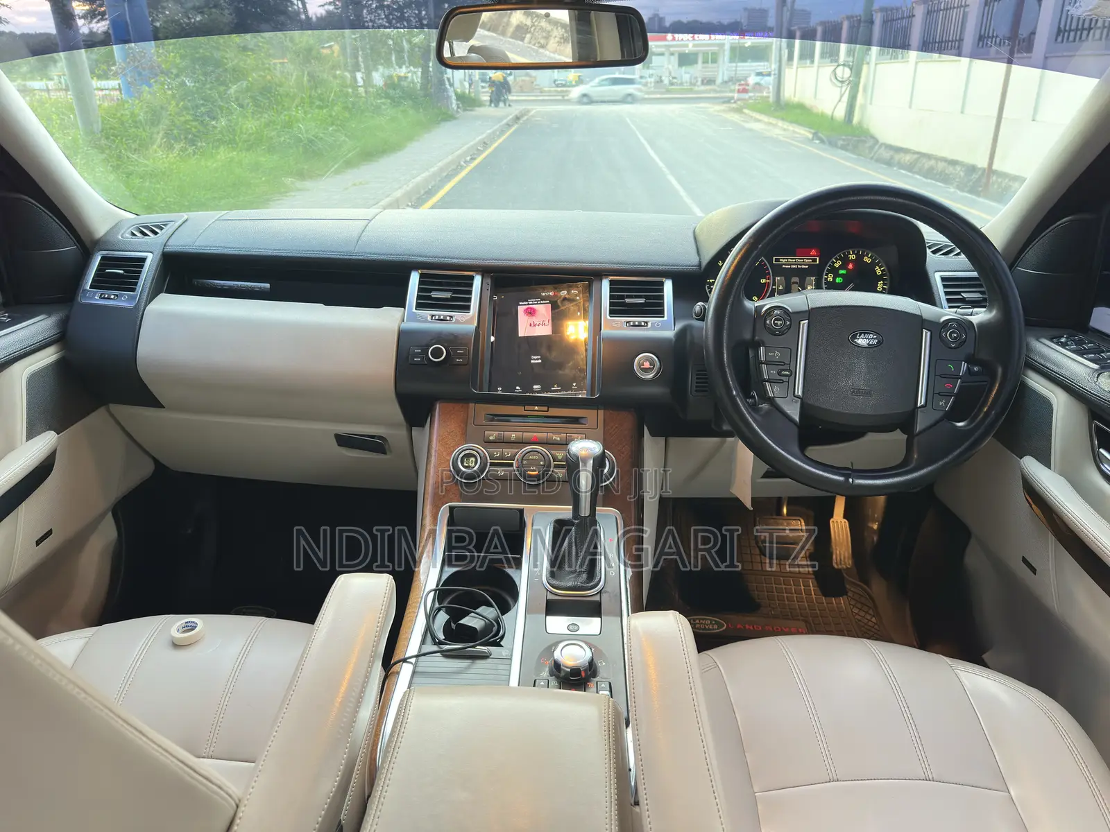 Land Rover Range Rover Sport 2011 Black