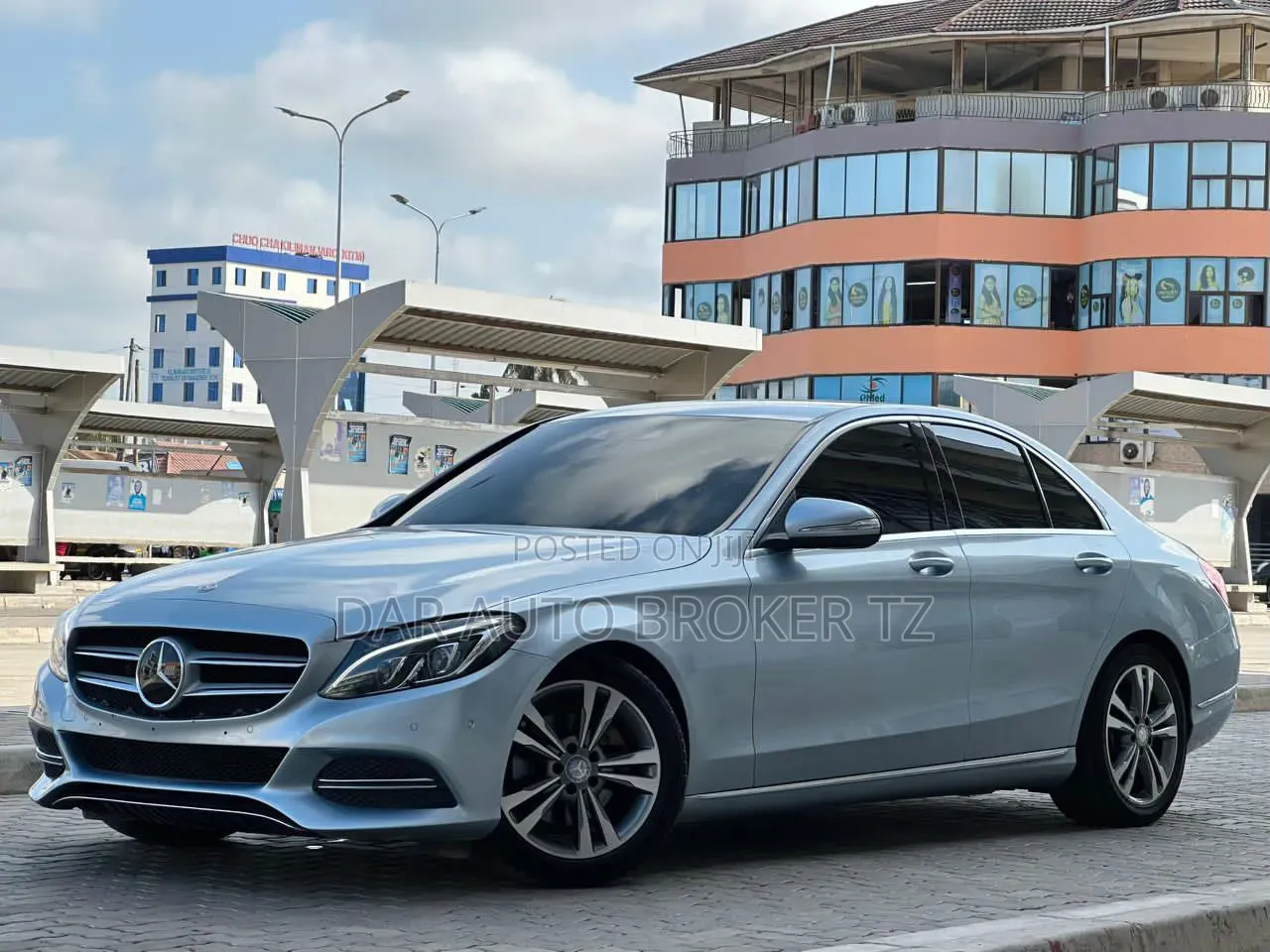 Mercedes-Benz C200 2014 Blue