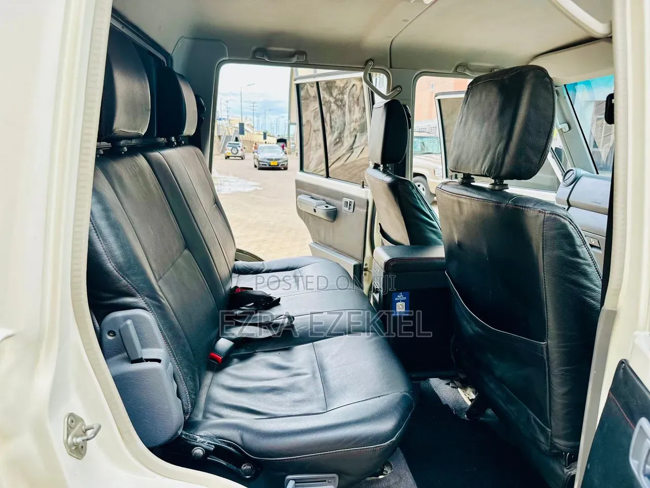 Toyota Land Cruiser 4.5 V8 GL 2015 White