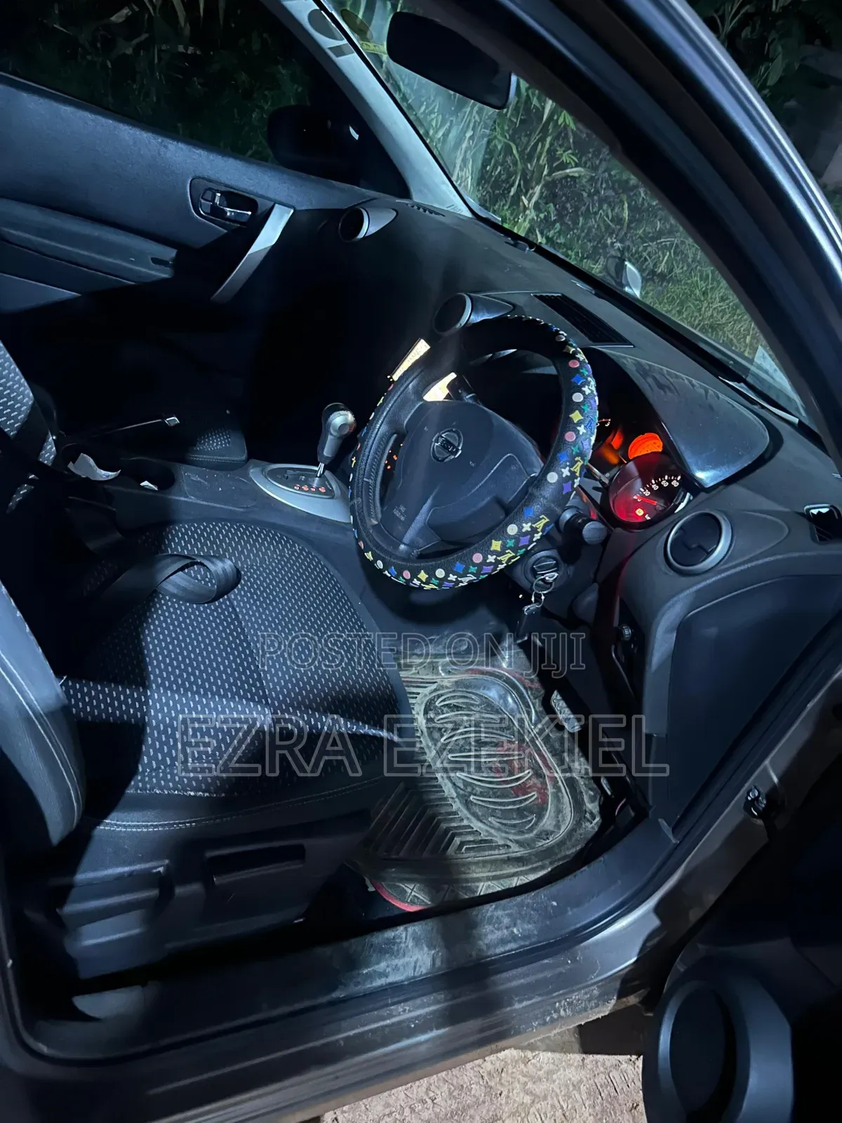 Toyota Ractis 2010 Black