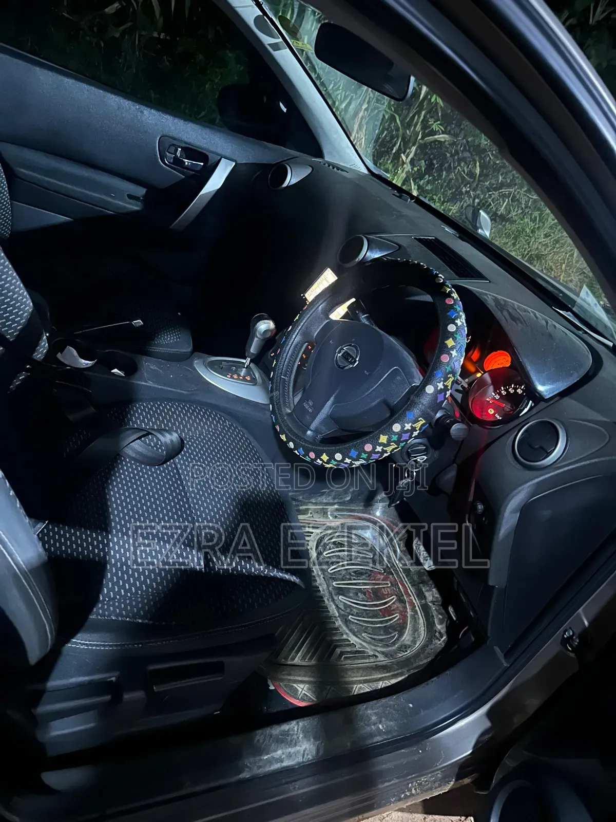 Toyota Ractis 2010 Black
