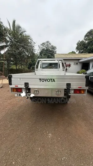 Toyota Land Cruiser 79 Series 2024 White