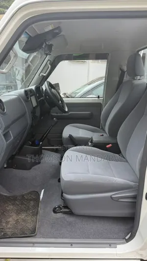 Toyota Land Cruiser 79 Series 2024 White