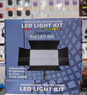 Varicolor Fusender Pro Led 800 Rechargeable Photo and Video Light Kit