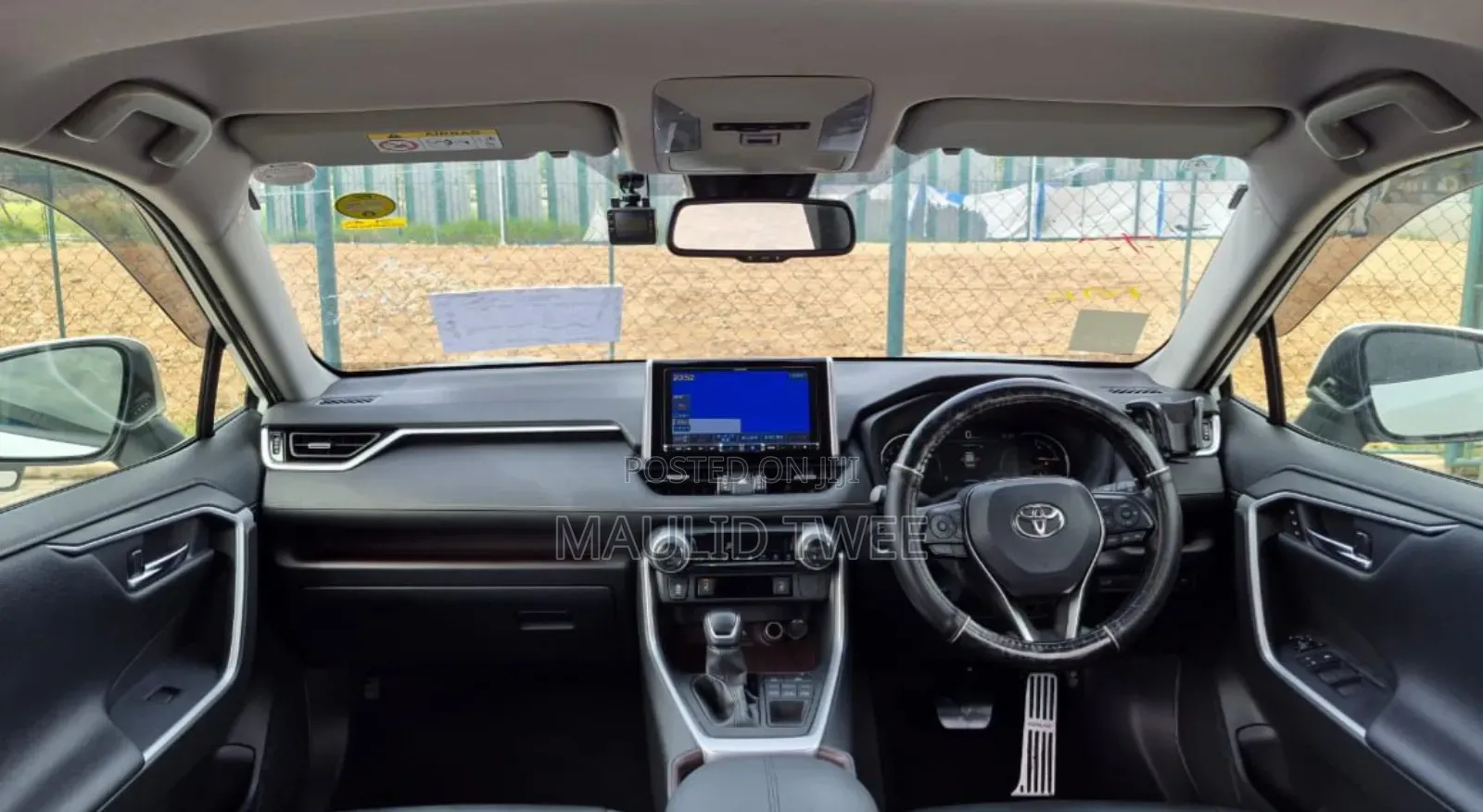 Toyota RAV4 2021 White
