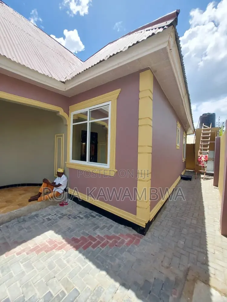 5bdrm House in Mbagala for rent