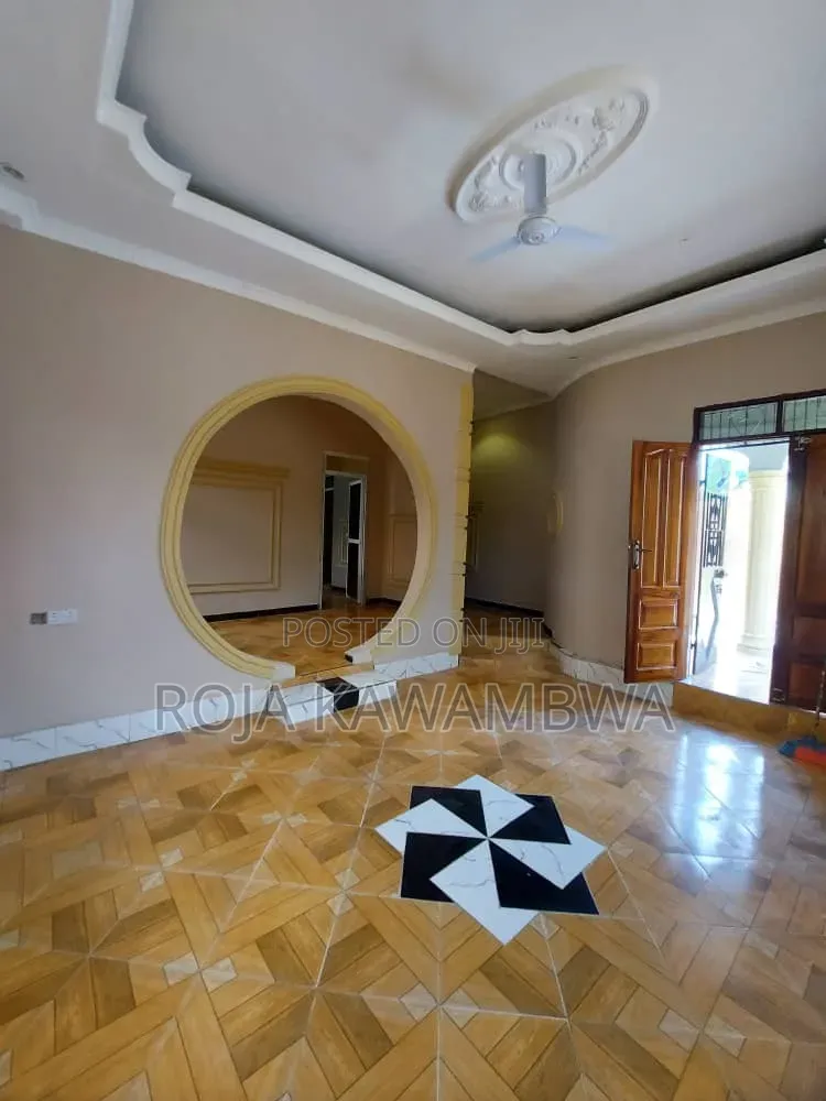 5bdrm House in Mbagala for rent