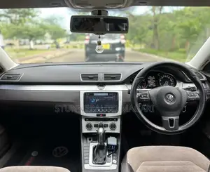 Volkswagen Passat 2013 Silver