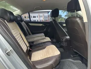 Volkswagen Passat 2013 Silver