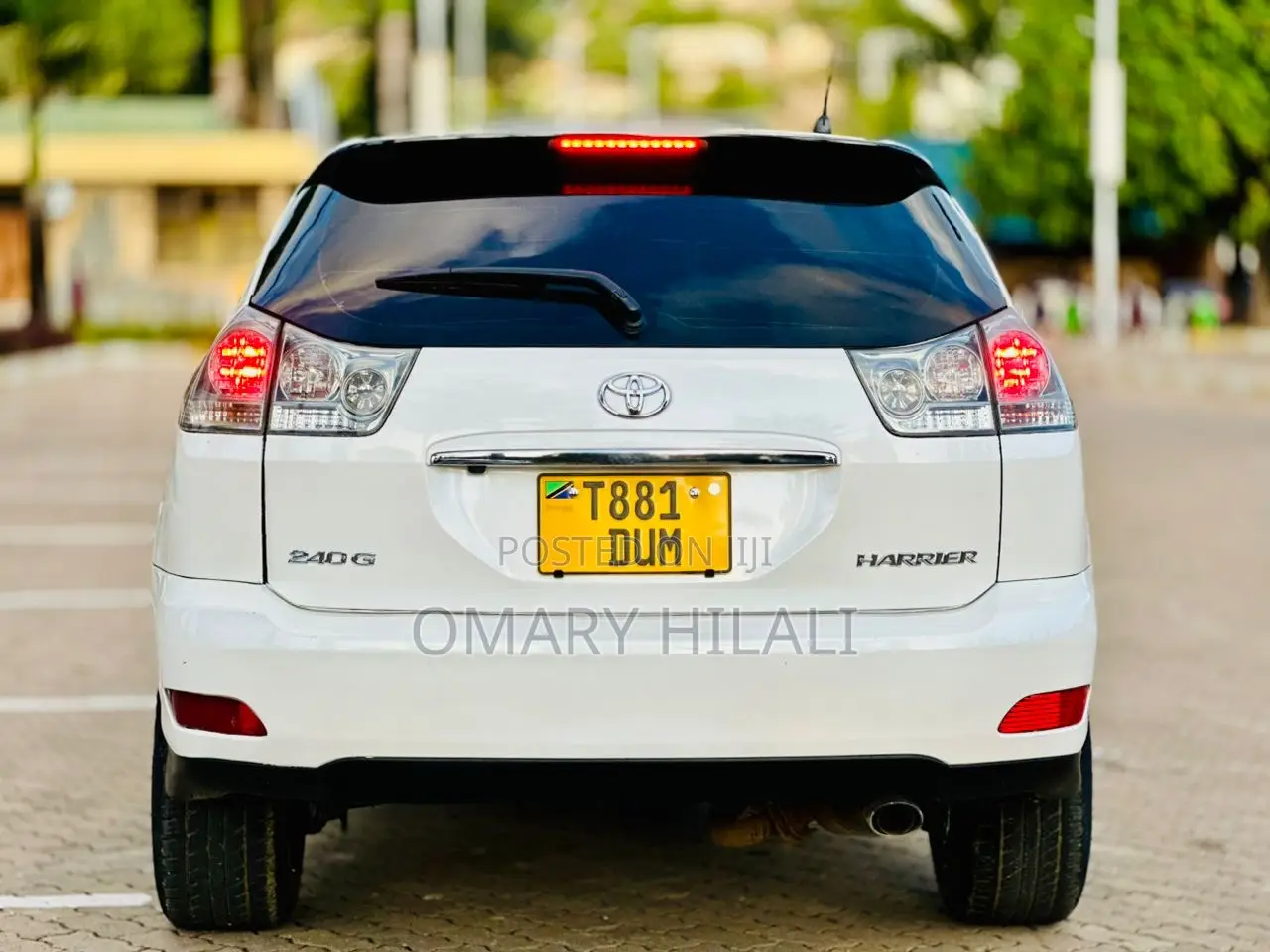 Toyota Harrier 2004 White