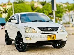 Toyota Harrier 2004 White