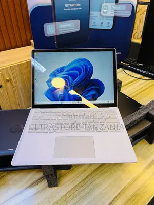 Laptop Microsoft Surface Laptop 2 8GB Intel Core i5 SSD 256GB