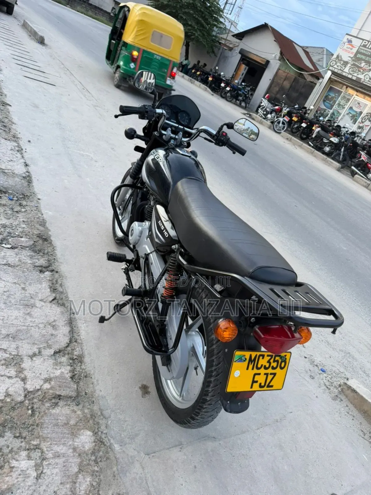 Bajaj Boxer 125 2024 Black