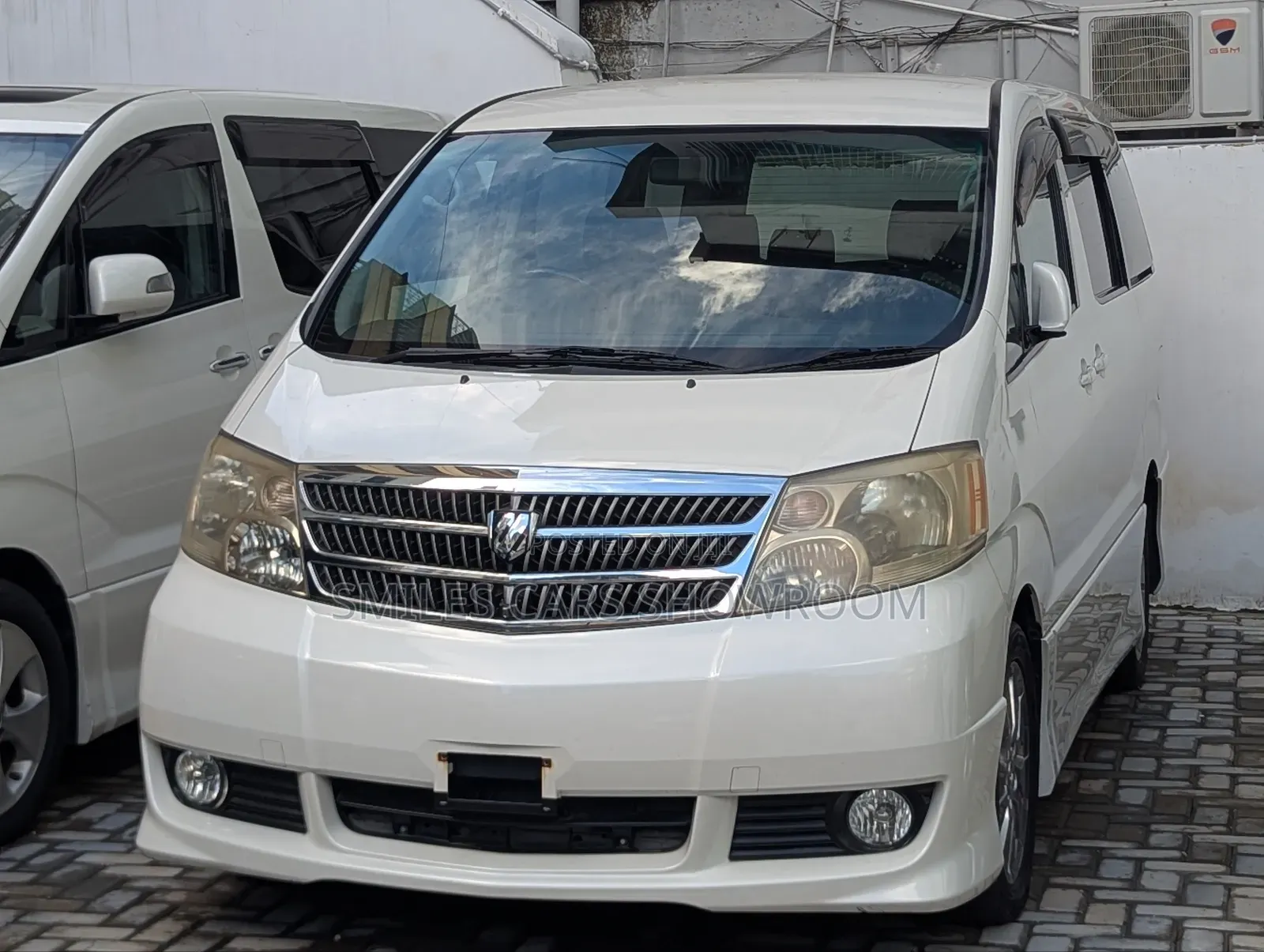 Toyota Alphard 2.4 Petrol AWD 2004 Pearl