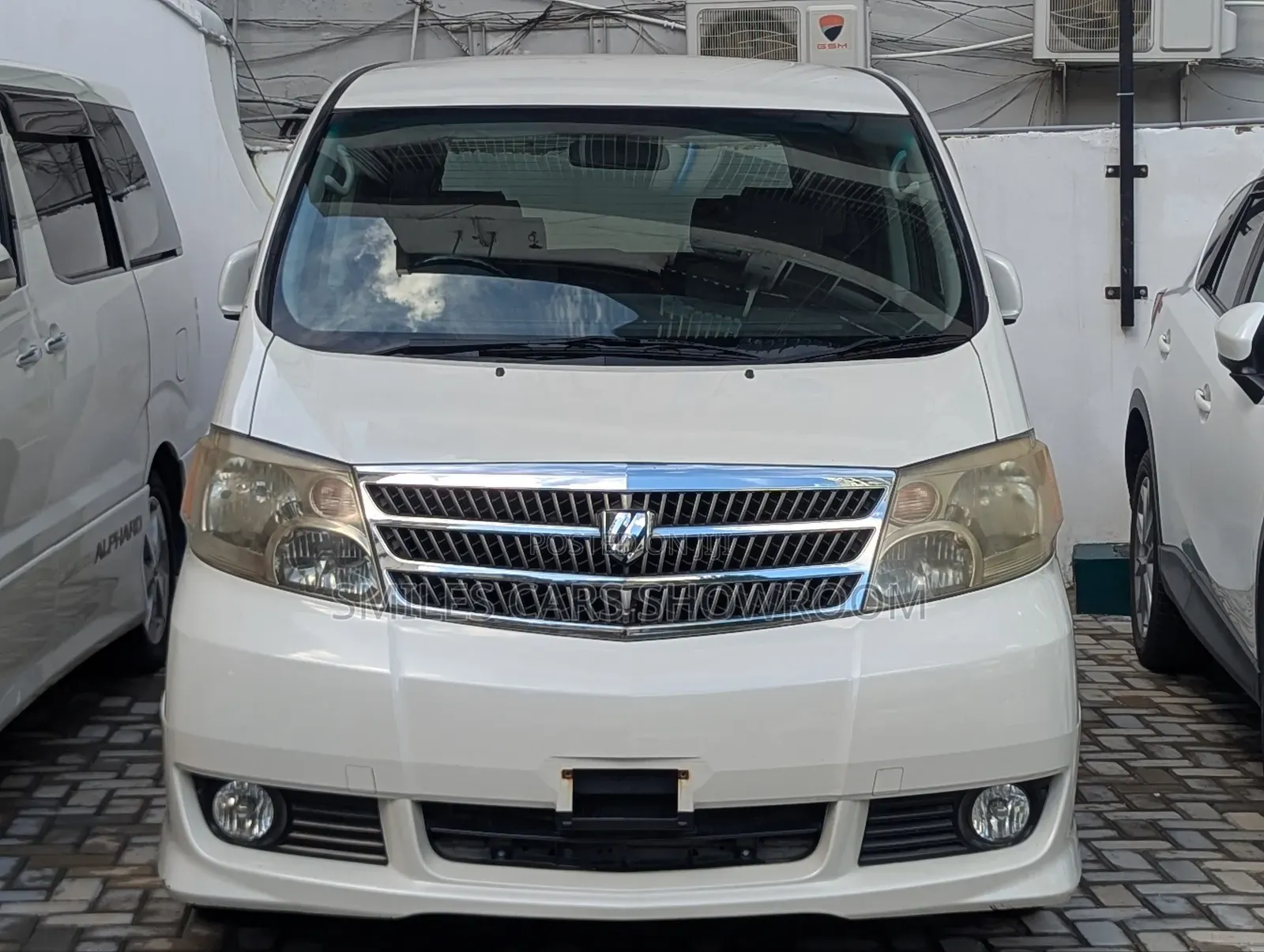 Toyota Alphard 2.4 Petrol AWD 2004 Pearl