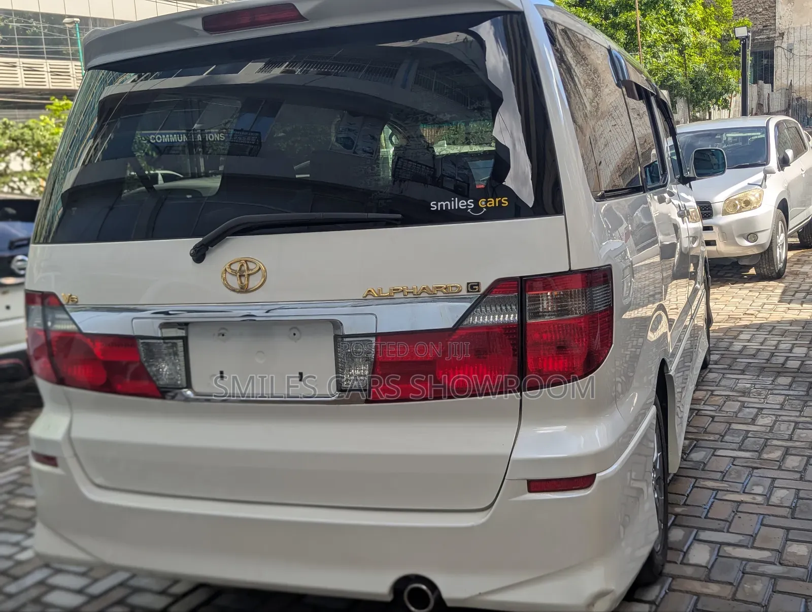 Toyota Alphard 2.4 Petrol AWD 2004 Pearl