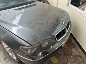 BMW 535i 2024 Green