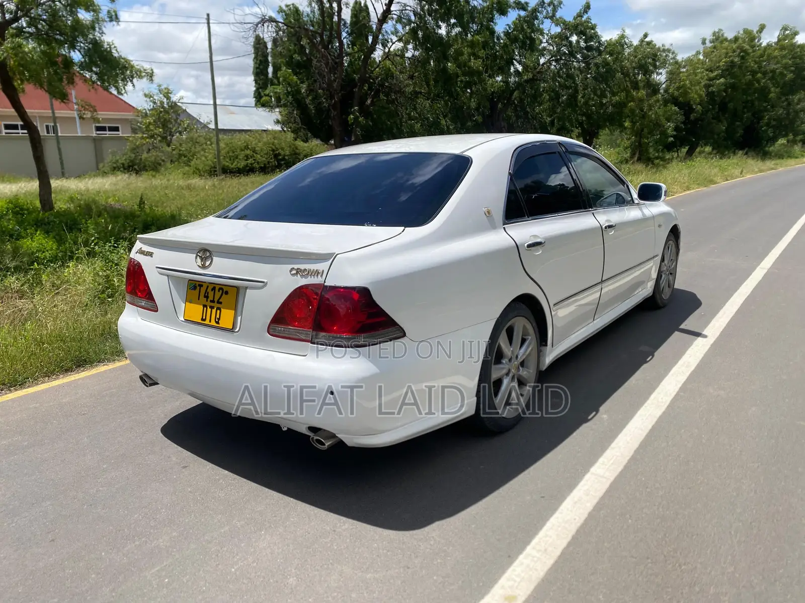 Toyota Crown 2004 White
