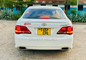 Toyota Crown 2009 Pearl