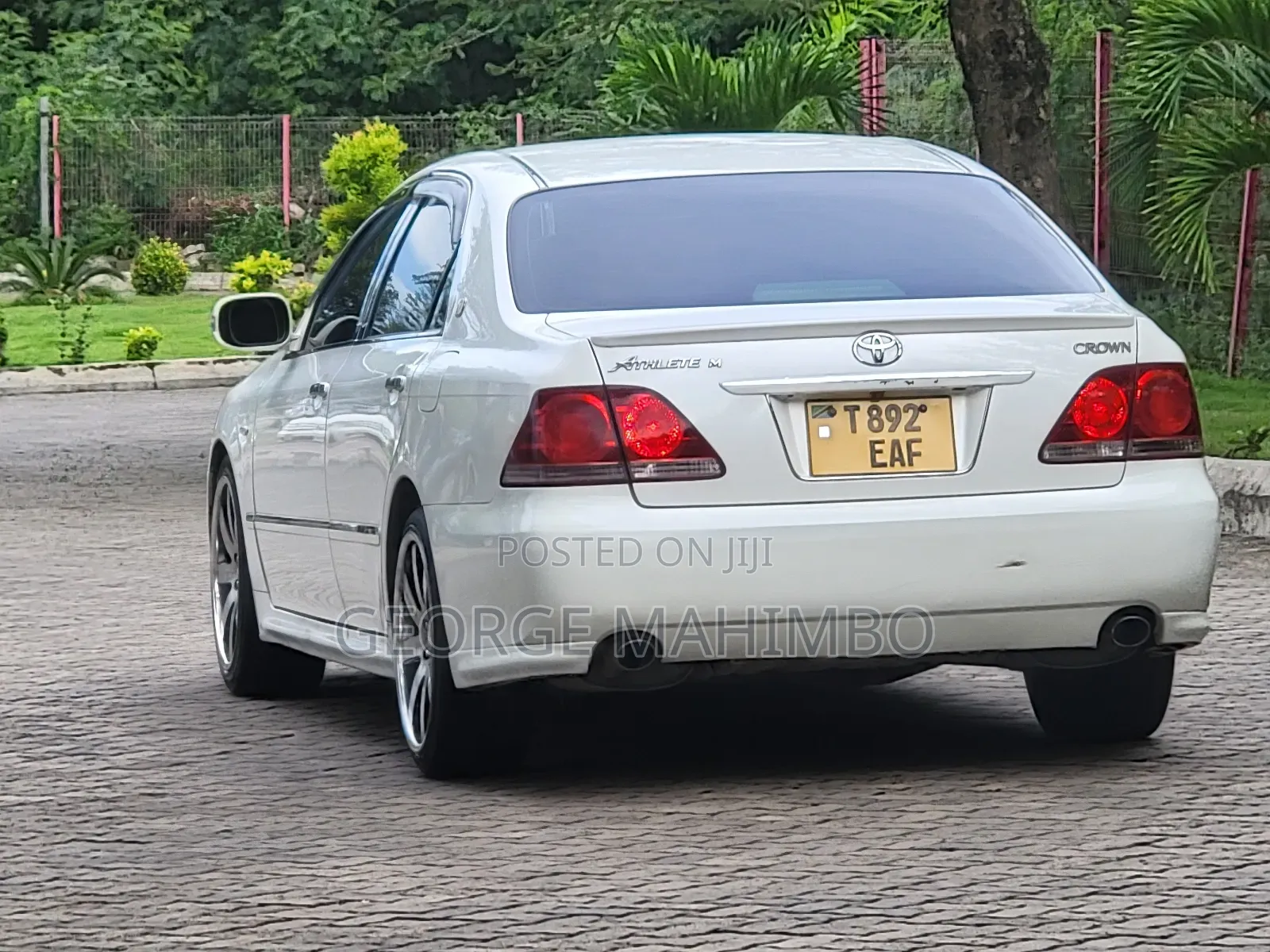Toyota Crown 2006 White