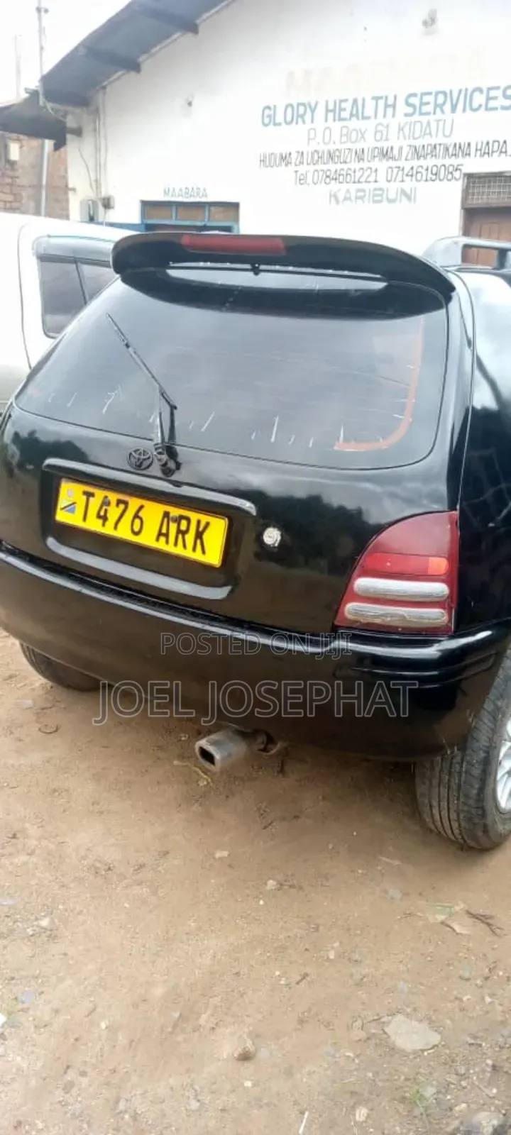 Toyota Starlet 2000 Black