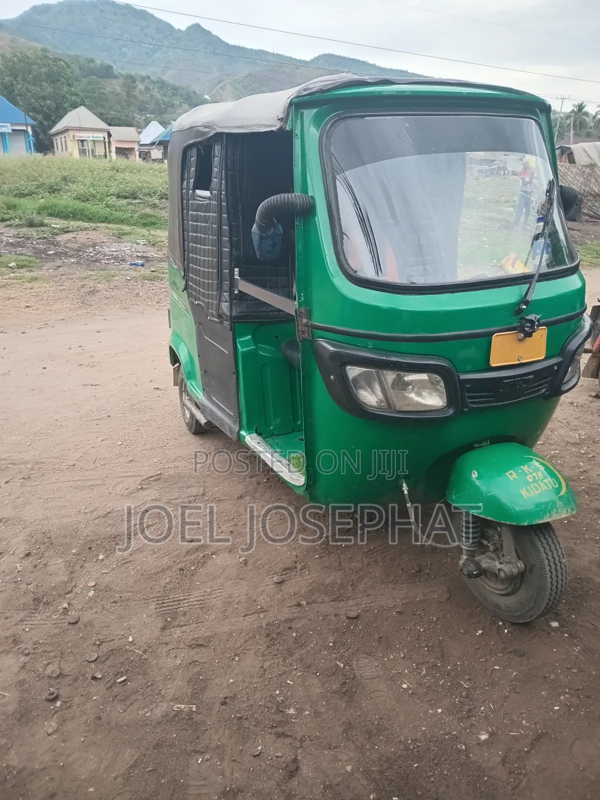 TVS King Deluxe Plus iTouch Start 2022 Green