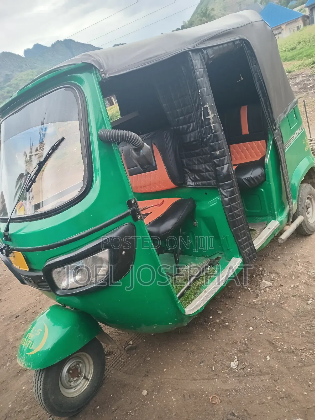 TVS King Deluxe Plus iTouch Start 2022 Green